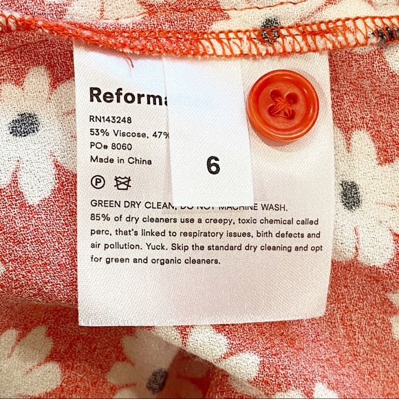 Reformation Bella Oopsie Daisy Red V-Neck Button - Picture 12 of 14